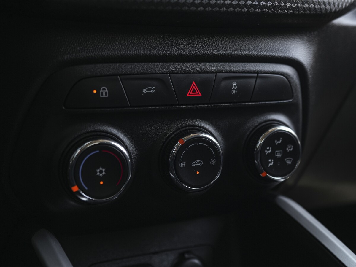 Chevrolet Onix Ltz 1.0T Extra Full | Permuta / Financia Chevrolet Onix Ltz 1.0T Extra Full | Permuta / Financia