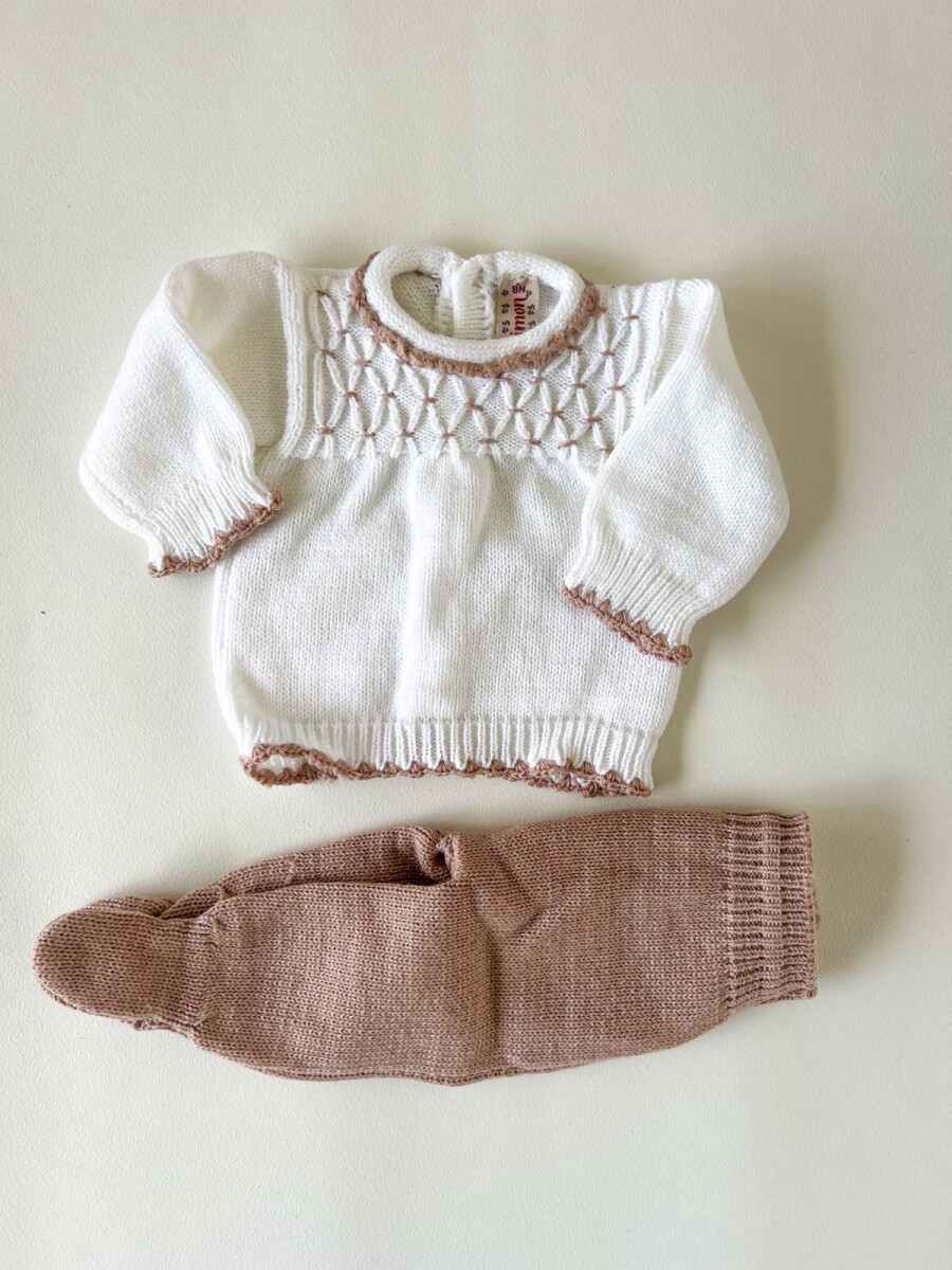 Conjunto mock blanco rosa viejo Conjunto mock blanco rosa viejo