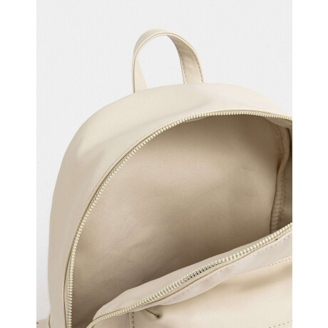 Mochila Con Charm Blanco Crudo
