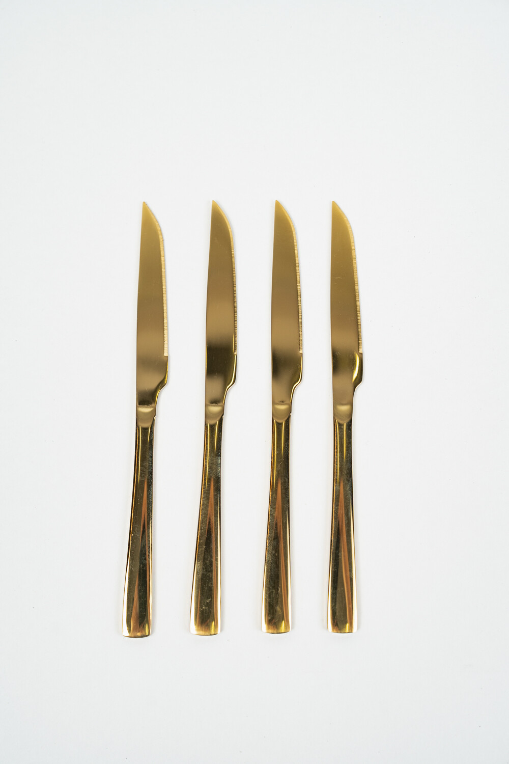 Cuchillo Asher De Postre Set 4 Un. Dorado Brillante Color Unico