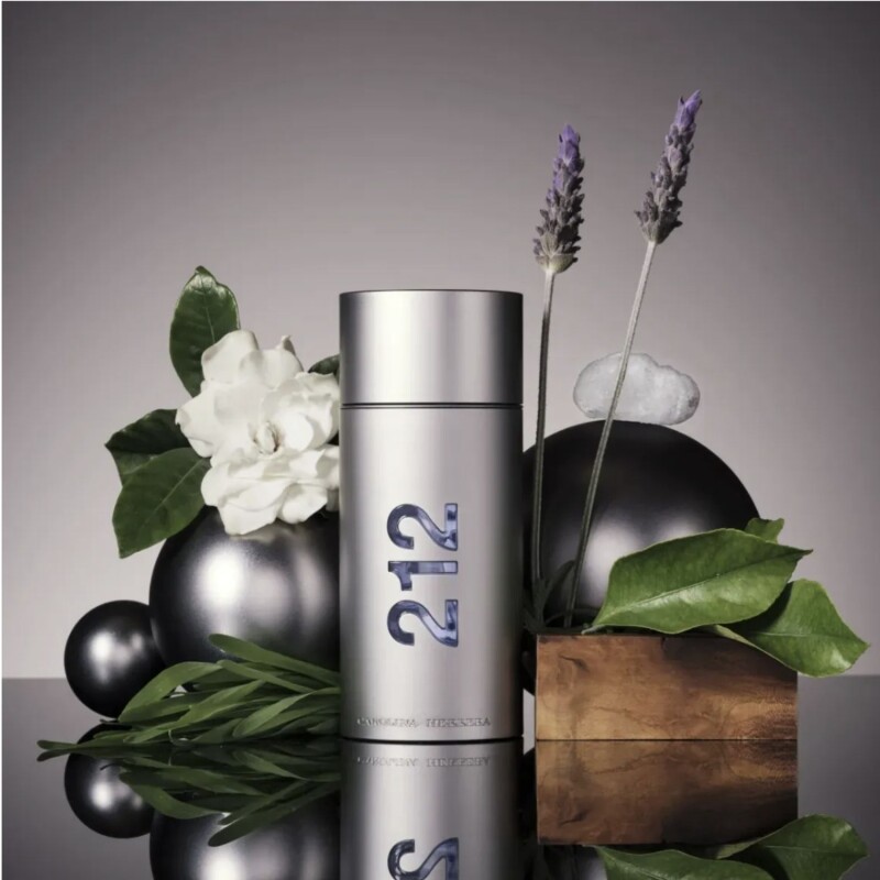 Perfume Carolina Herrera 212 NYC Men EDT 200ml Para Hombre Aroma Amaderado Fresco Perfume Carolina Herrera 212 NYC Men EDT 200ml Para Hombre Aroma Amaderado Fresco