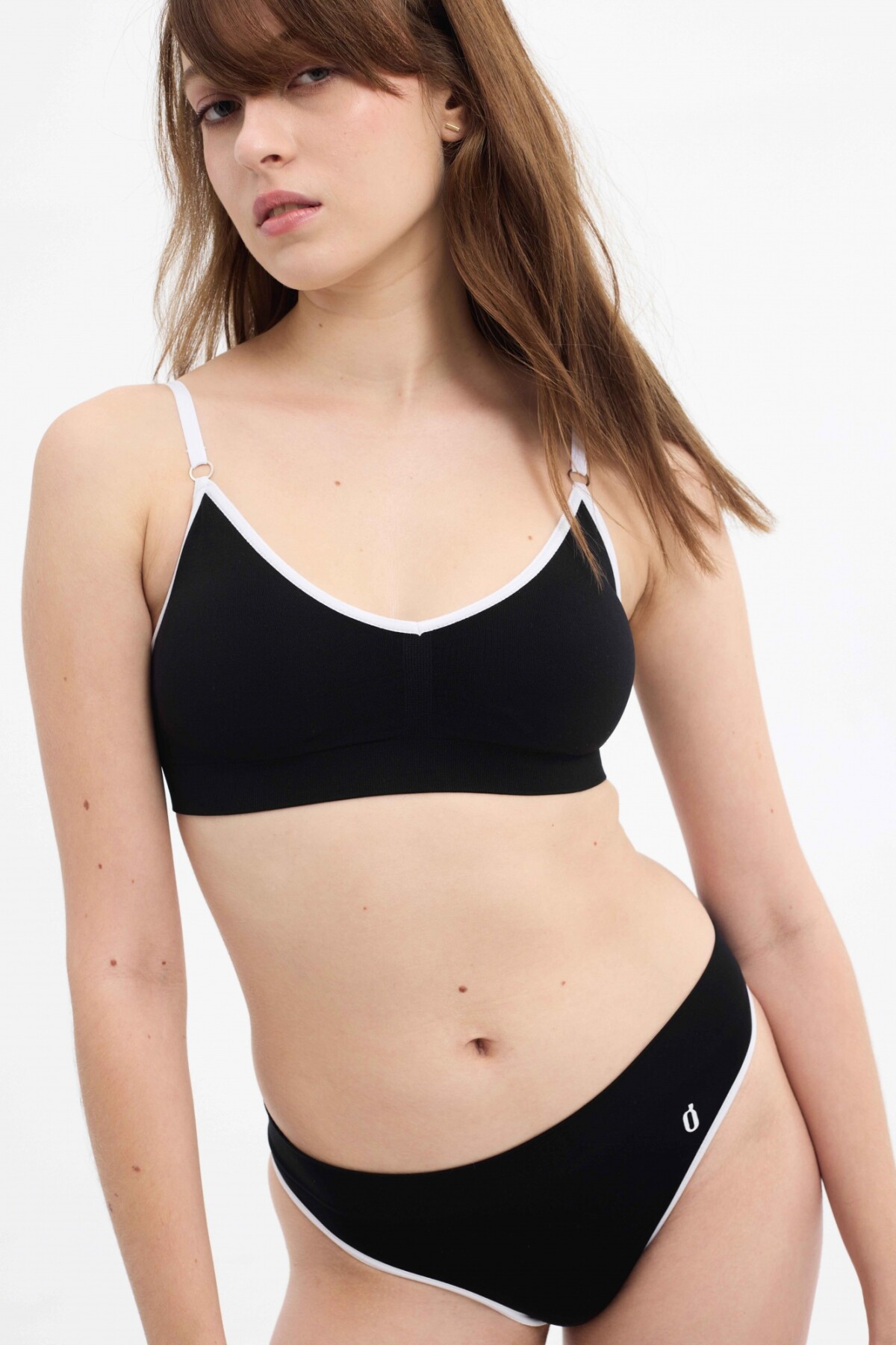 Colaless PIMENTON Contratono Negro/Blanco