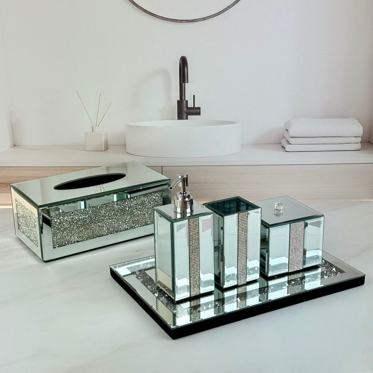 Set Accesorios Baño Espejado 4 Piezas Largo 33cm x Ancho 22cm x Alto 18cm 