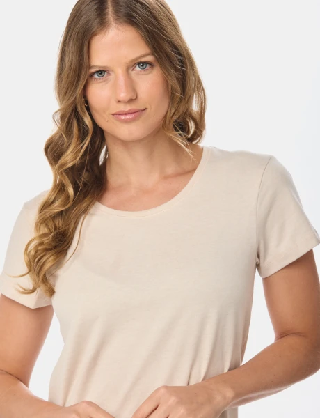 REMERA LISA MANGA CORTA Beige