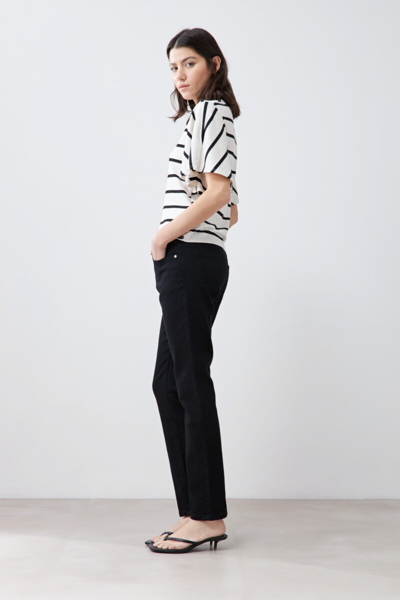 Pantalón slim Janis negro