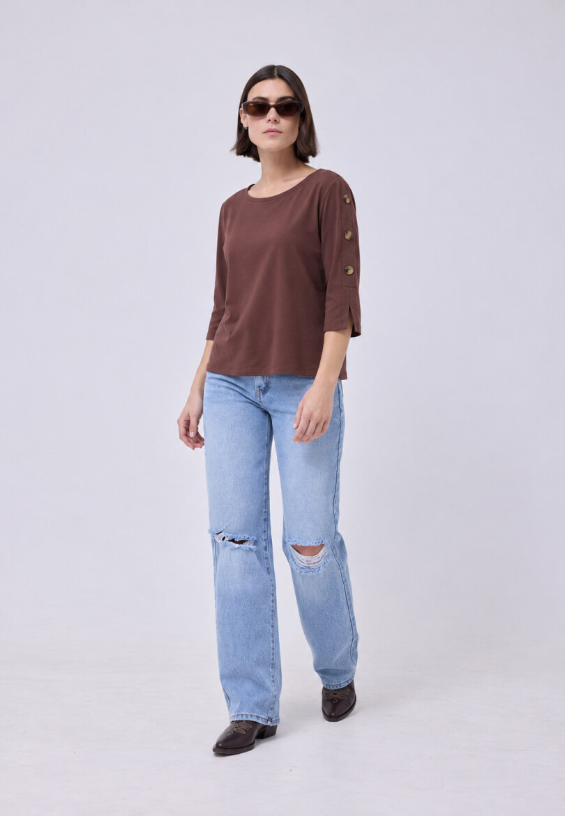 Remera Botones Chocolate