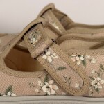 New Vintage Floral Beige
