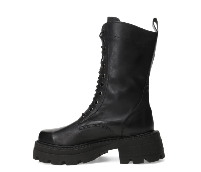 Bota YUN acordonada de cuero Black