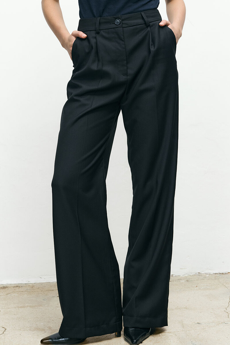 Dalia Black