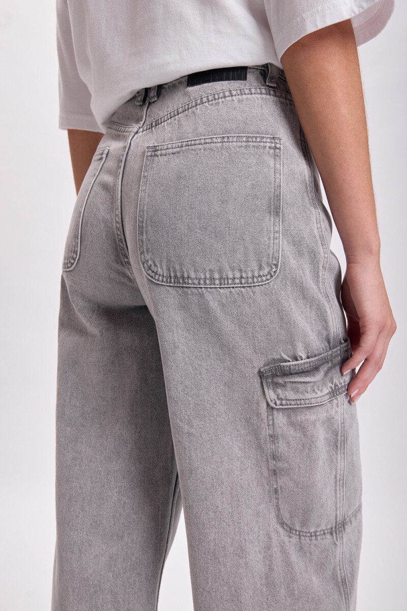 Pantalón jean cargo Gris