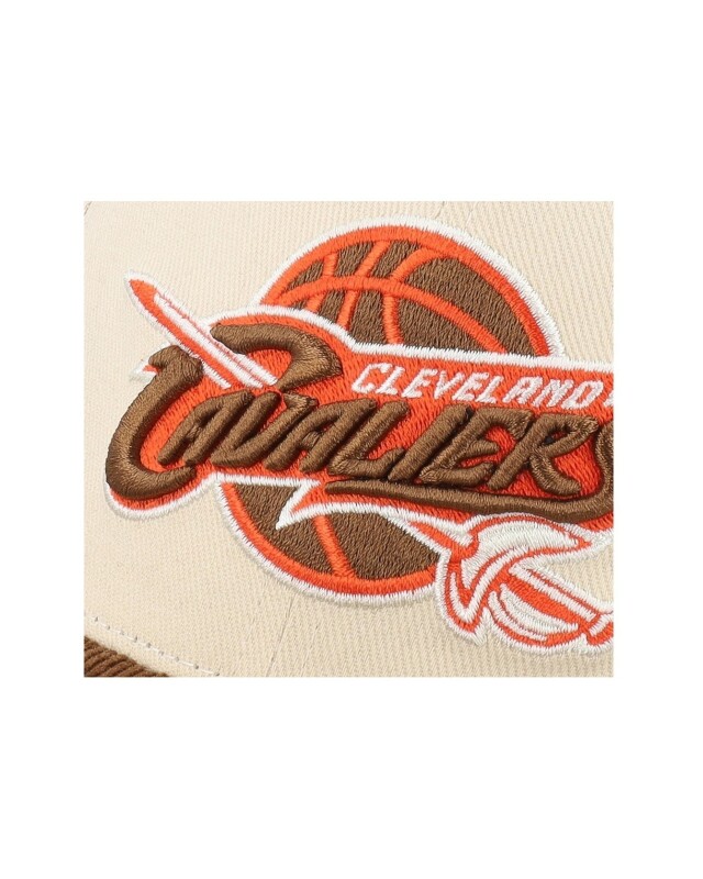 Gorro Mitchell & Ness Cleveland Cavaliers Tawny Pro Crown Gorro Mitchell & Ness Cleveland Cavaliers Tawny Pro Crown