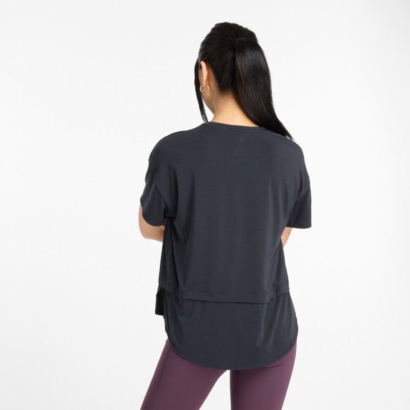 Remera New Balance de Dama-DRAPEY JERSEY OVERSIZED-WT43210BK BLACK