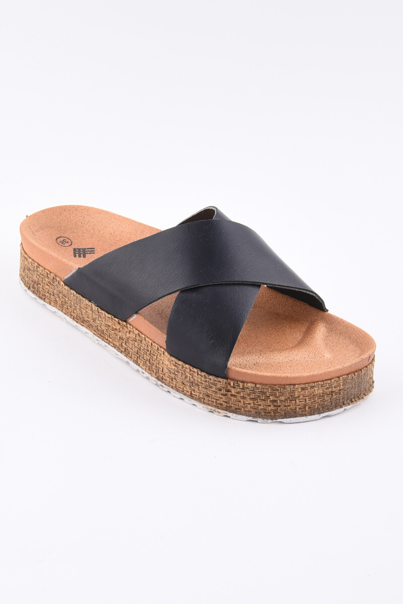 Sandalia con tiras cruzadas Negro
