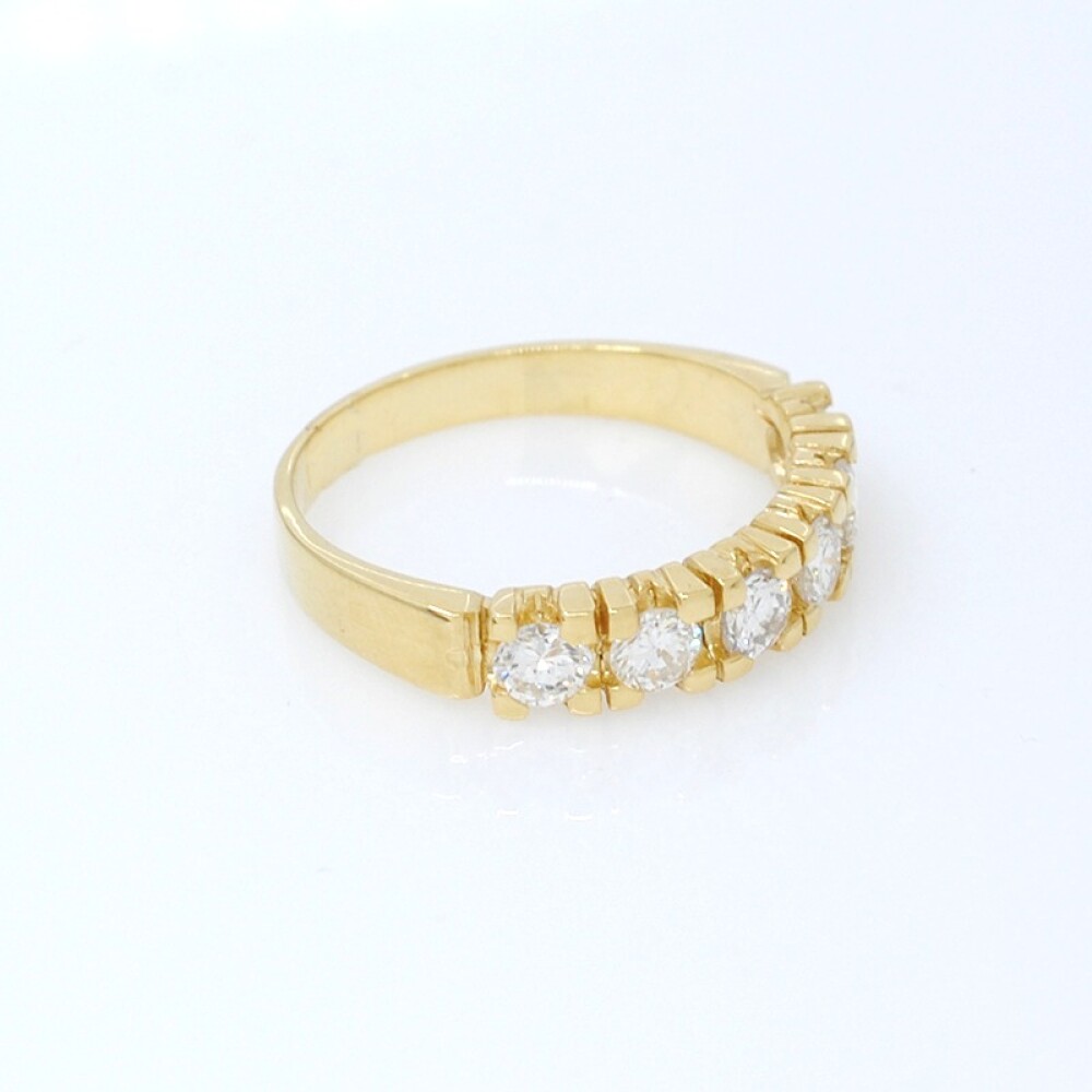 Anillo en oro 18k con brillantes Anillo en oro 18k con brillantes