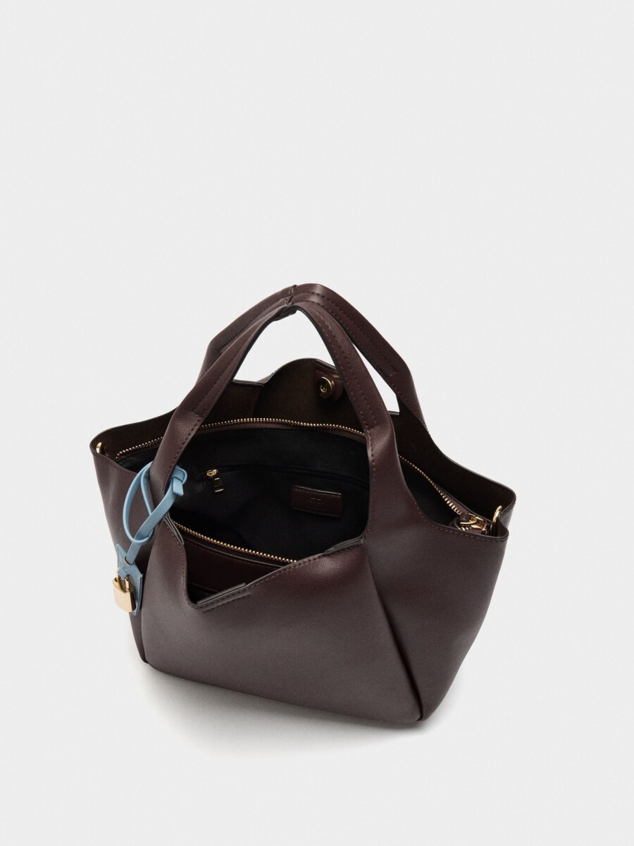Bolso Tote Con Penduro marron