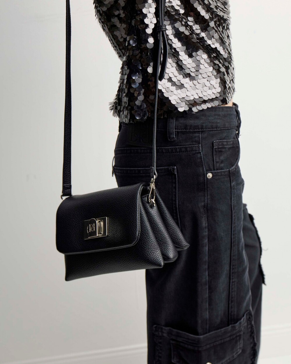 Mini bag Leisure en efecto cuero graneado Negro