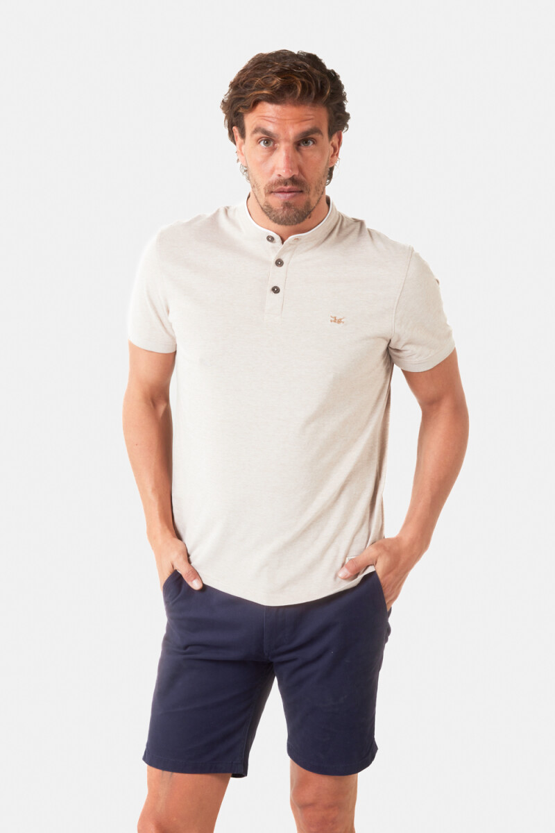 REMERA LISA CUELLO MAO - Beige 