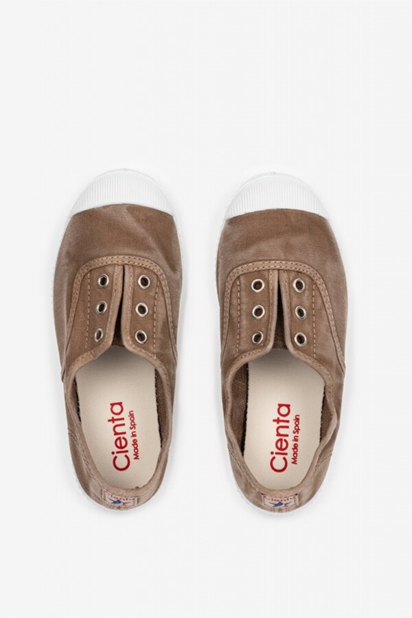 Zapatilla inglesa puntera tintado enzimático Beige