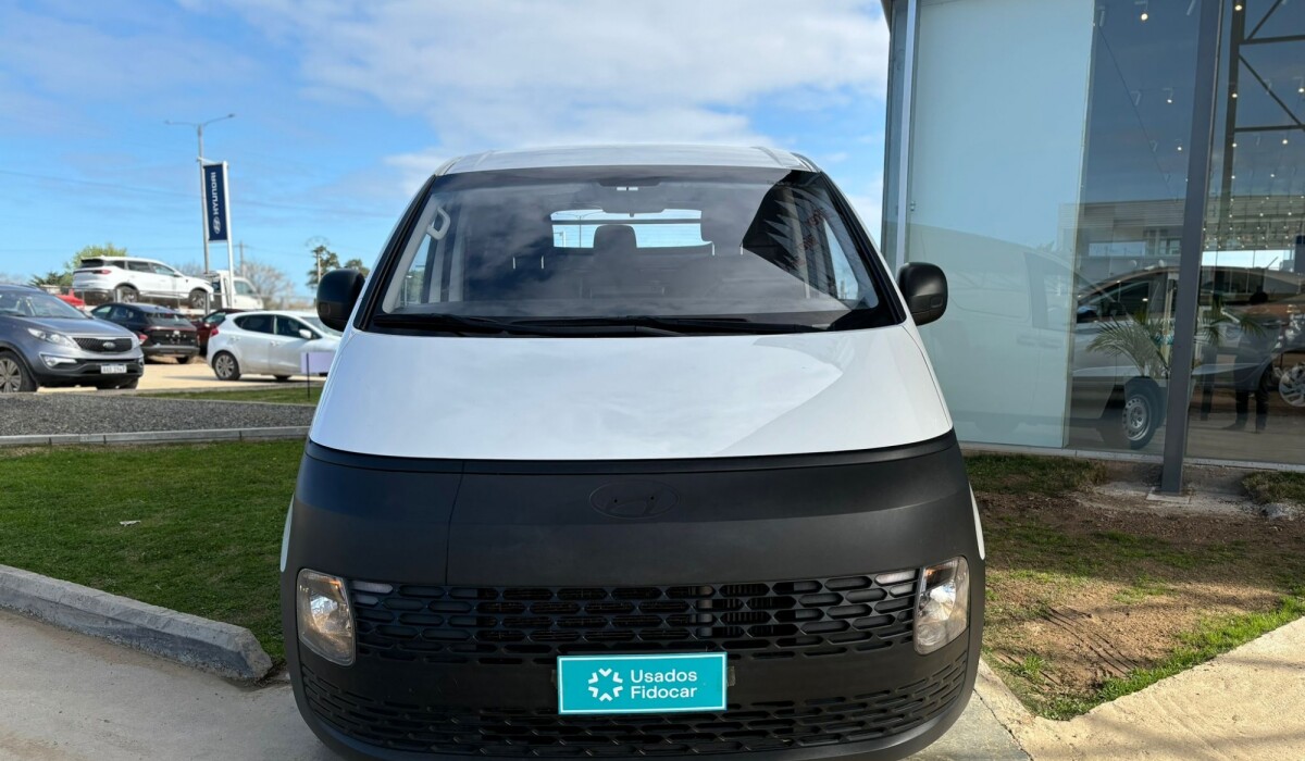 Hyundai H1 Staria Furgon 2.2 Diesel - 2023 Hyundai H1 Staria Furgon 2.2 Diesel - 2023