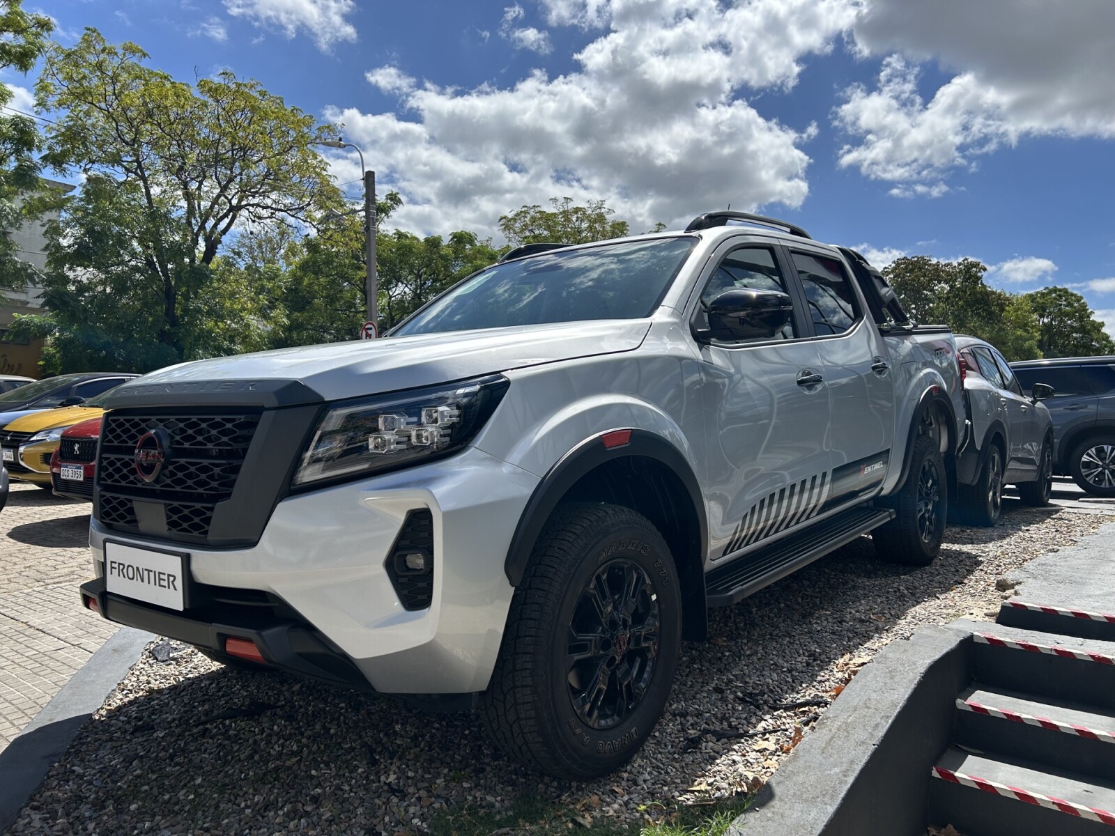 Nissan Frontier PRO-4X 2.5 4X4 DDTTi | Permuta / Financia 