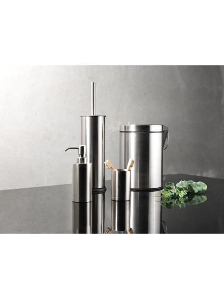 Papelera con pedal MEDLE 3L acero Papelera con pedal MEDLE 3L acero