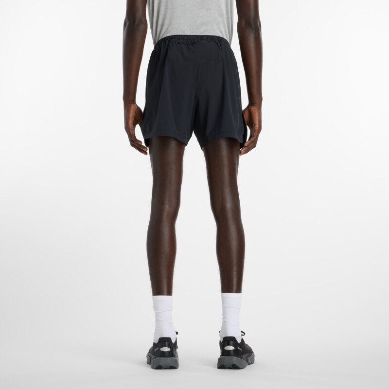 Short New Balance de Hombre -Essentials Short 5"- MB6180TABK BLACK