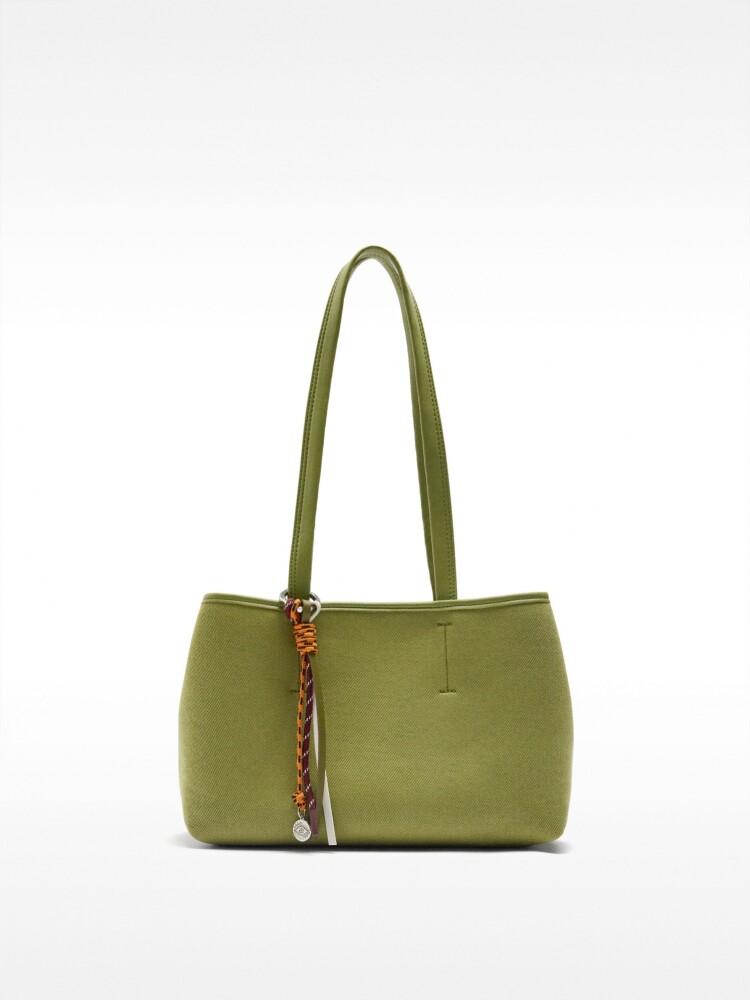 Bolso Tote De Tejido Con Colgante verde