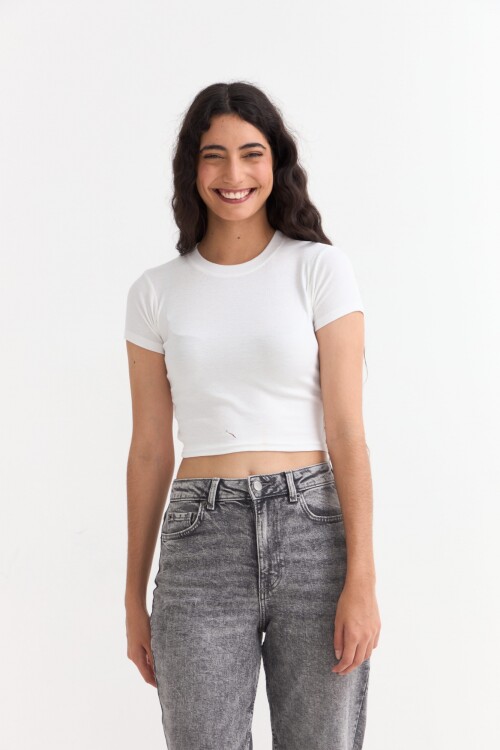 Remera m/c acanalada cuello a la base BLANCO