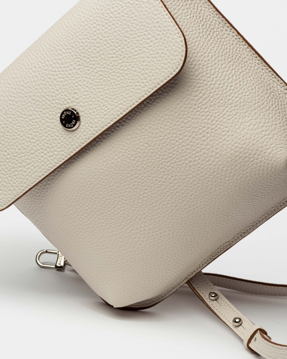 Morral Liana En Cuero Graneado Natural