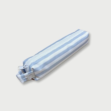 Estuche Toothy Stripes