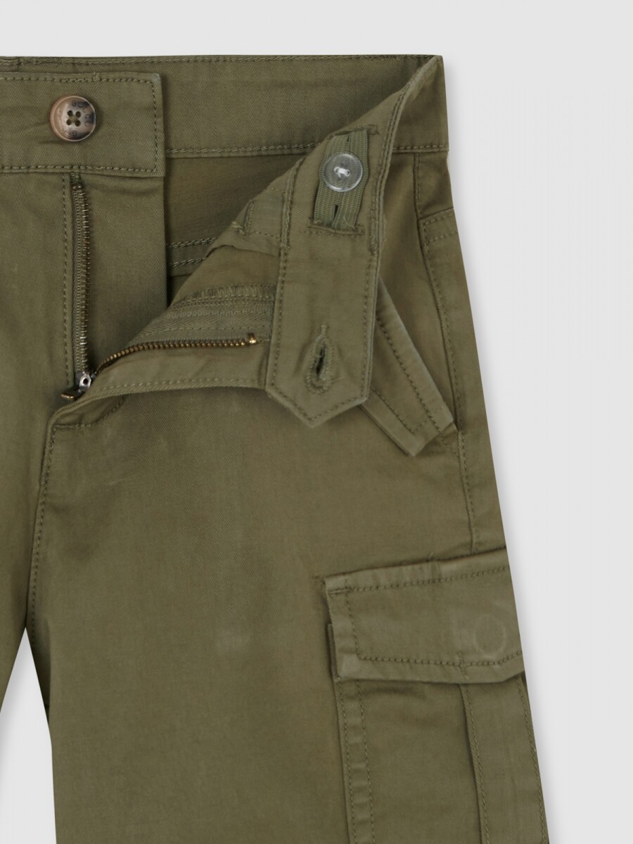 Pantalon Corto Cargo Piedra