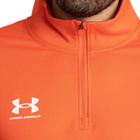 BUZO UNDER ARMOUR CHALLENGER MIDLAYER Orange