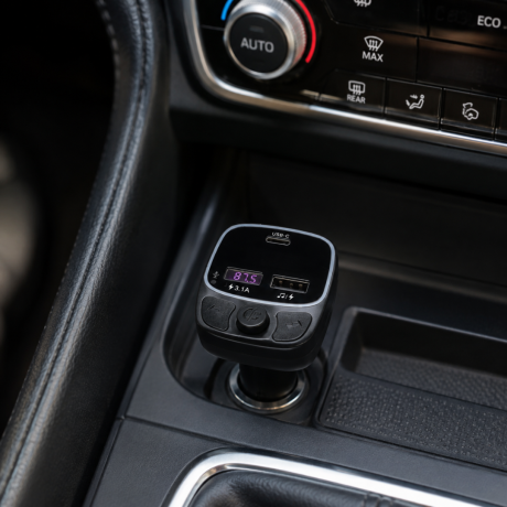 TRANSMISOR FM PARA AUTO C47 BT USB MP3 CARGADOR 3.1A TRANSMISOR FM PARA AUTO C47 BT USB MP3 CARGADOR 3.1A