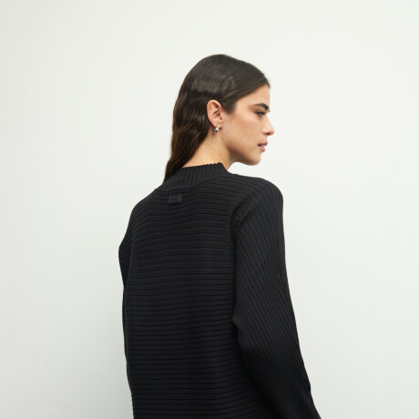 POLERA DOMINIC Negro