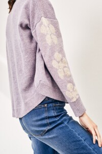 Sweater Intarsia Flores Lila