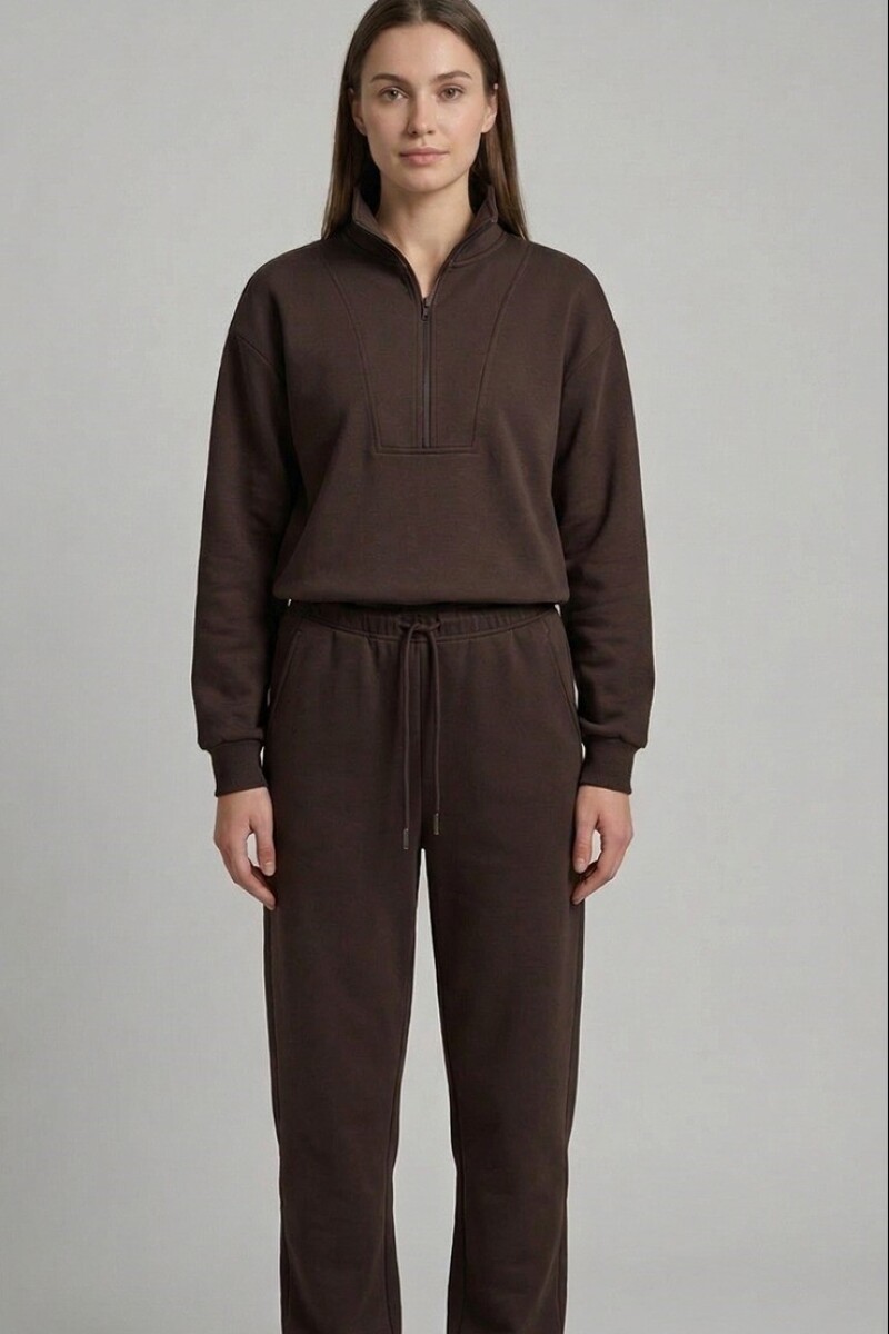 Pantalón de Moleton. Pantalón de Moleton.