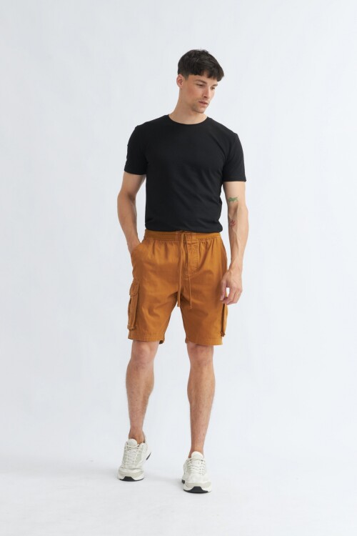 Short con bolsillos cargo TOSTADO