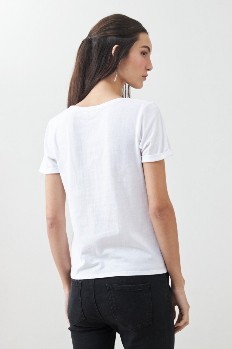 Remera escote en V blanco