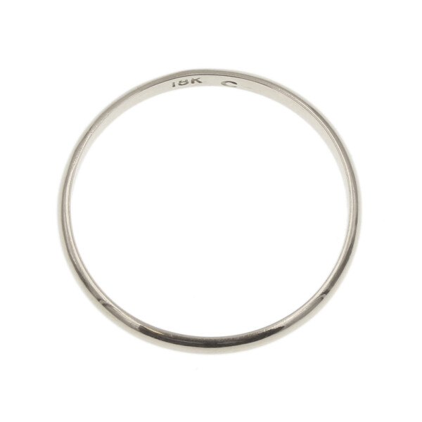 Par de alianzas clásicas en oro blanco 18k de 2mm y doble altura bombé Par de alianzas clásicas en oro blanco 18k de 2mm y doble altura bombé