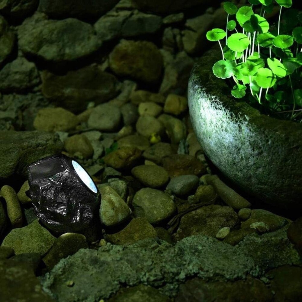 Foco De Luz Led Para Exteriores Con Diseño De Piedra Foco De Luz Led Para Exteriores Con Diseño De Piedra
