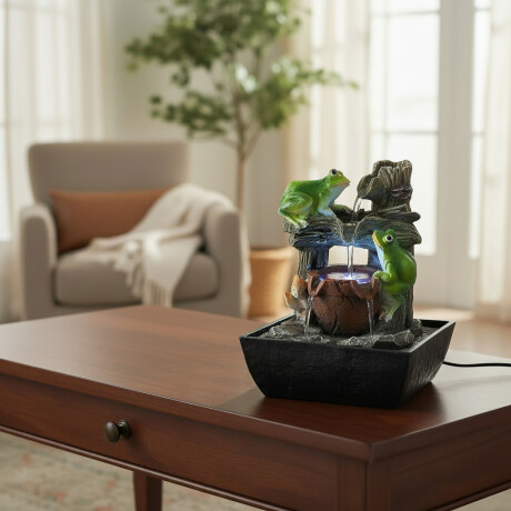 Fuente De Agua Chica Sapos Sobre Estanque Fuente De Agua Chica Sapos Sobre Estanque