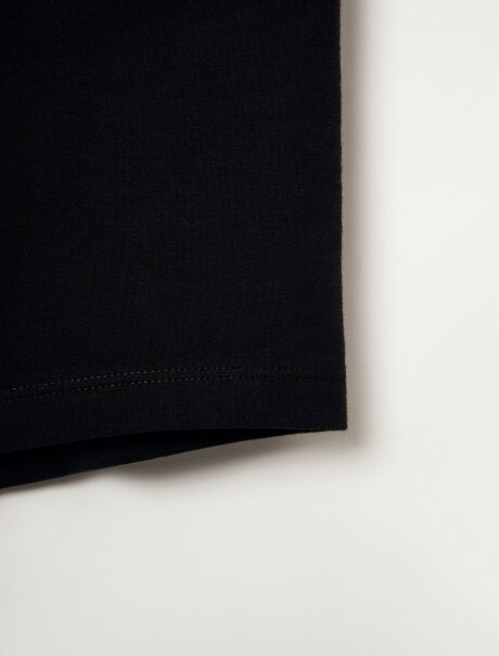 SHORT BÁSICO NEGRO