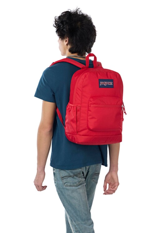 MOCHILA JANSPORT CROSS TOWN PLUS RED TAPE