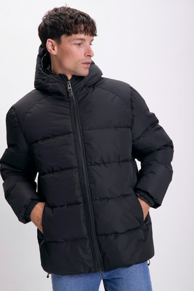 Campera capitoneda Negro