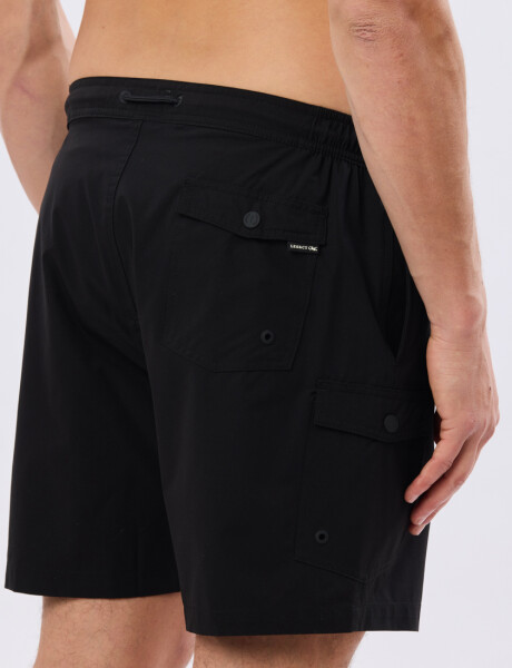 SHORT CARGO DE BAÑO LISO Negro