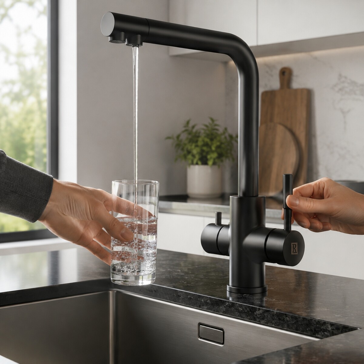 MONOCOMANDO COCINA MESADA P/ FILTRO NEGRO RIMONTTI Monocomando Cocina Mesada P/ Filtro Negro Rimontti