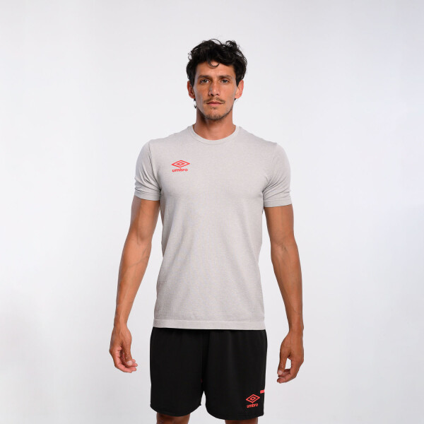 Remera Train Umbro Hombre 5m4
