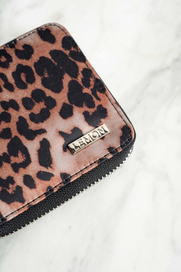 Billetera Animal Print Camel