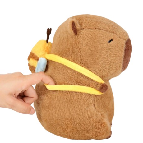 Capibara Carpincho Grande Con Mochila Abeja