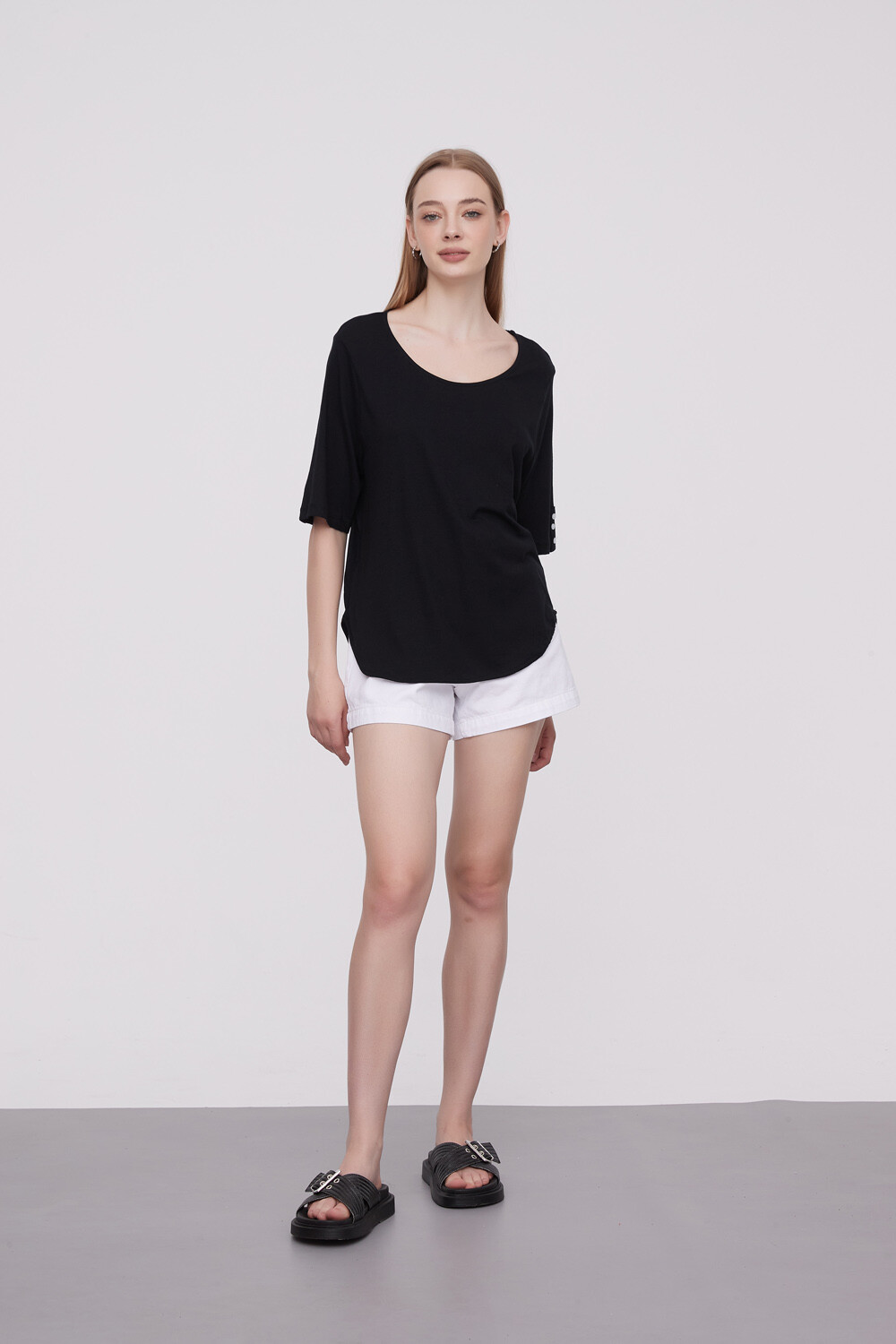 Remera Leena Negro